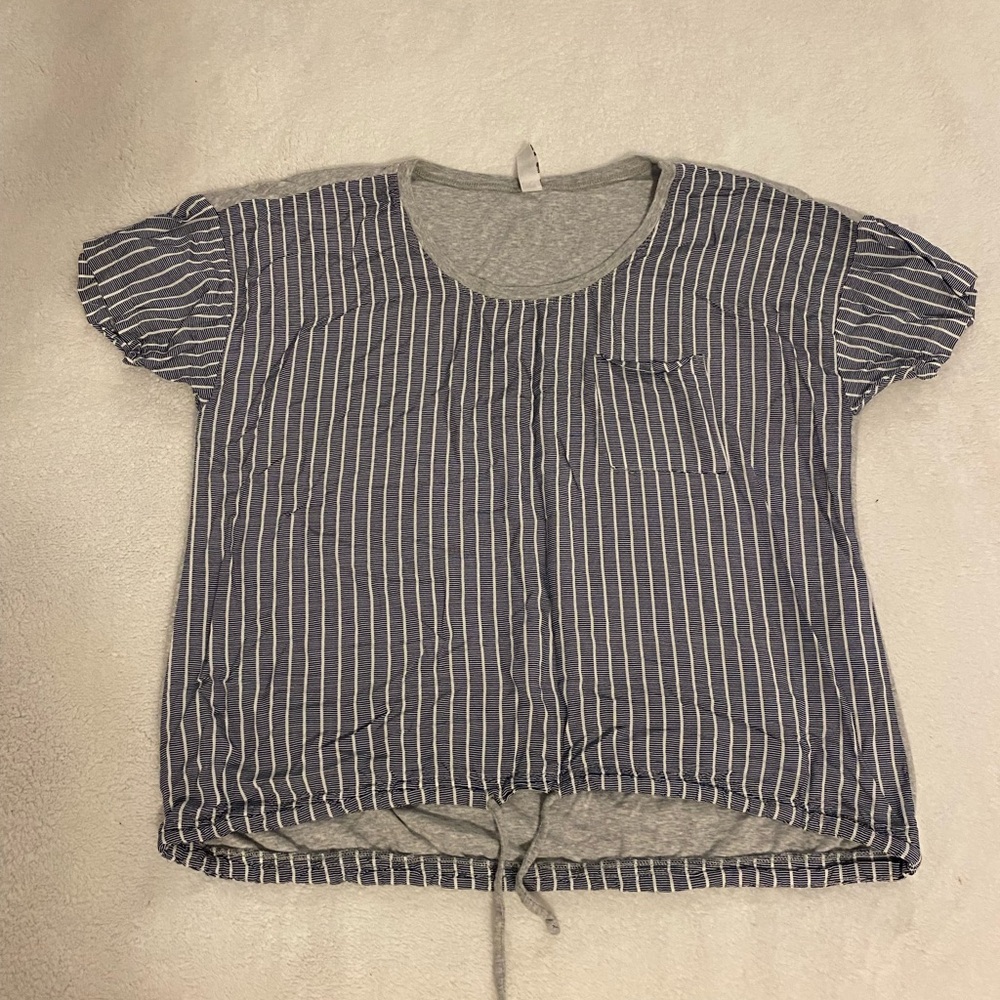 Lolë Blue and Gray Short Sleeve Boxy Tie Front Tee
